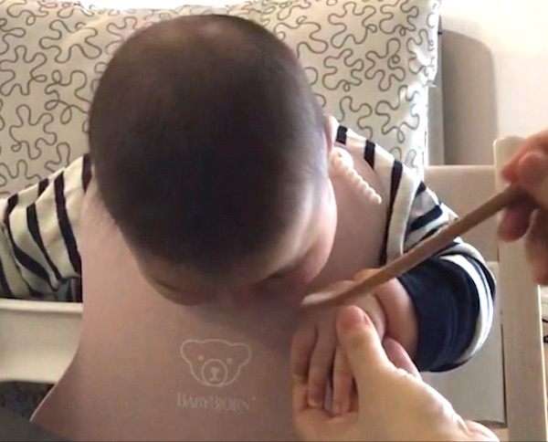 トリップトラップのトレイがないと、ぐらつく