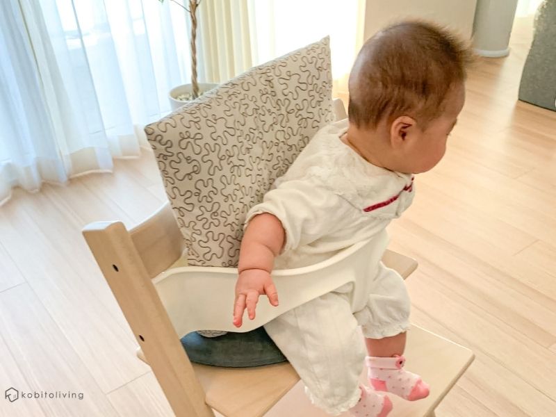 トリップトラップのベビーセットにうまくお座りするにはクッションがおすすめ