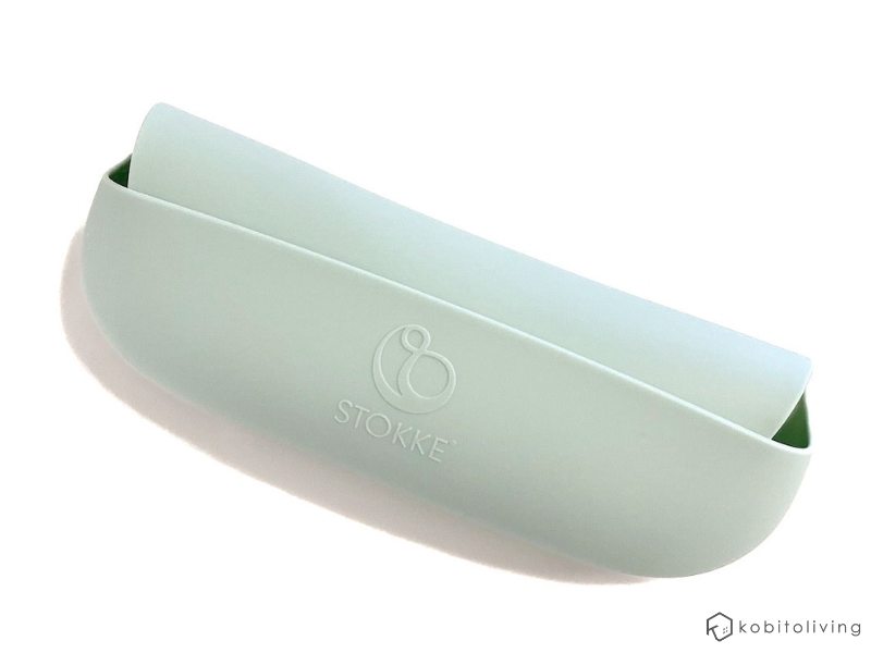 ストッケマンチビブは丸めて持ち歩けるから便利